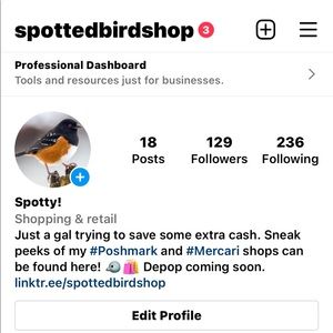 Socials 🐦💕